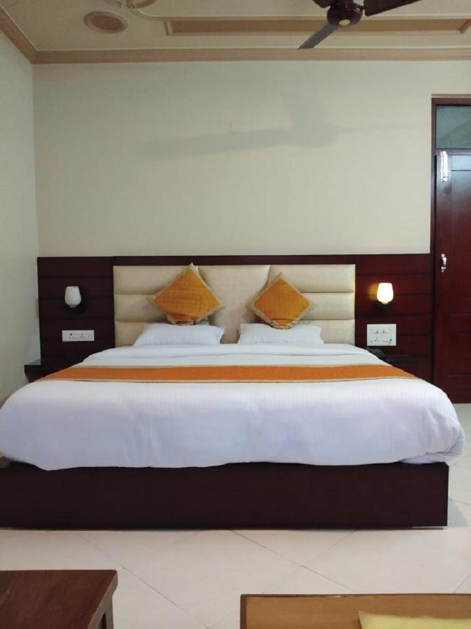 Hotel Samrat Rajasthan Hanumāngarh Exterior photo